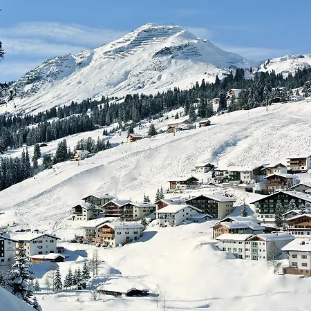 Daire Schneekristall Lech am Arlberg